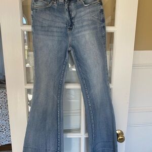 Judy Blue Light Wash Flare Jeans